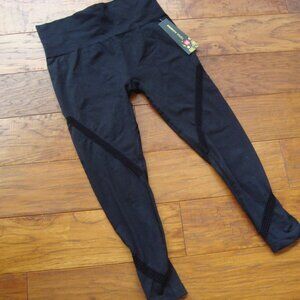 NWT TEMA Athletics Mash Ribbon High Waisted Leggings Black size M/L
